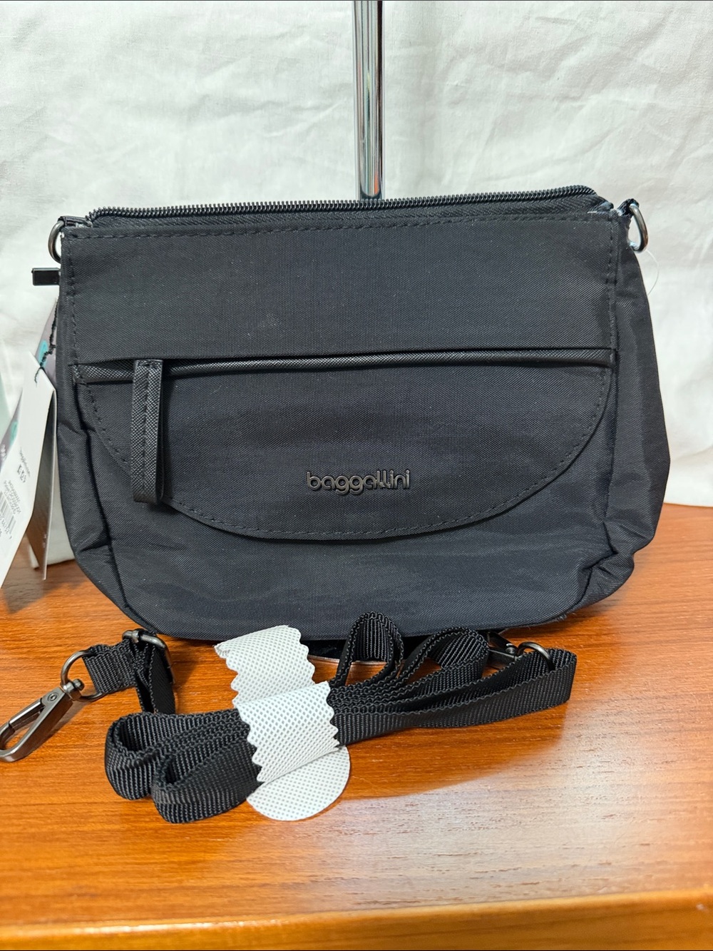 Baggallini Black Lightweight Nylon Crossbody